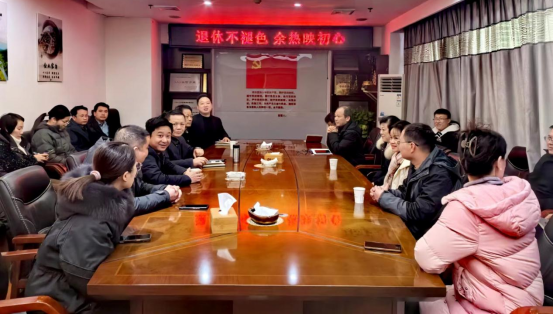 退休不褪色，余熱映初心